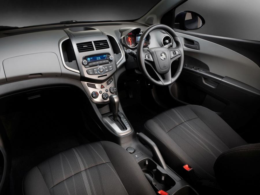  Holden Barina 5-Door 2011 года  (фото 5 из 16)